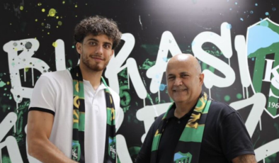 Kocaelispor, Macar stoperi kiraladı!