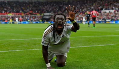 Gomis'ten ırkçı söylemlere tepki