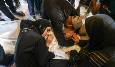 Katil İsrail'in Gazze Şeridi'ne düzenlediği saldırılarda 33 Filistinli öldü, 25 kişi kayboldu