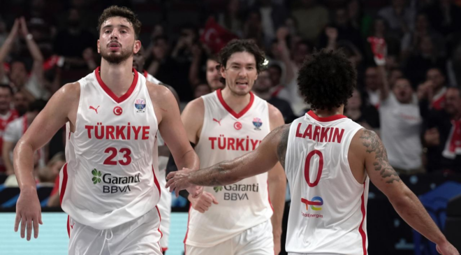 12 Dev Adam madalya yolunda