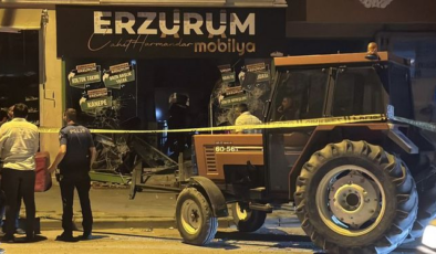 Esnaf kavgasında traktörle dükkana daldı: 3 yaralı