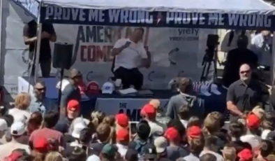 Aktivist Charlie Kirk silahlı saldırıda hayatını kaybetti: Dehşet görüntüler kamerada