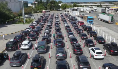 Gurbetçi sezonunda sınır kapılarından 5 milyona yakın yolcu geçiş yaptı