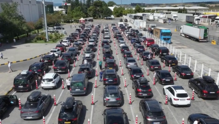 Gurbetçi sezonunda sınır kapılarından 5 milyona yakın yolcu geçiş yaptı