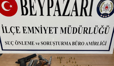 Beypazarı'nda durdurulan araçtan silah ve mermi çıktı
