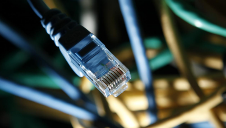 İnternet erişimine sahip girişimlerin yüzde 93,6'sı sabit hat kullandı