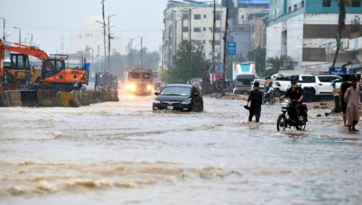 Pakistan'daki sel felaketi 2 milyon kişiyi etkiledi