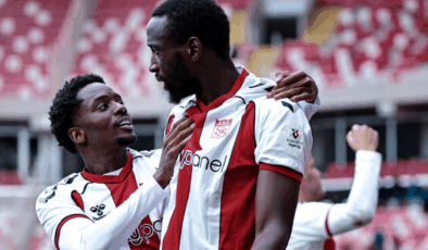 Sivasspor Camara ile yollarını ayırdı