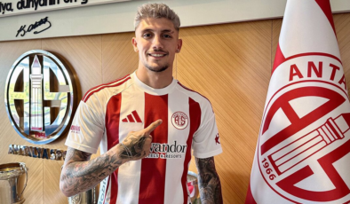 Antalyaspor, Samet Karakoç'u kadrosuna kattı