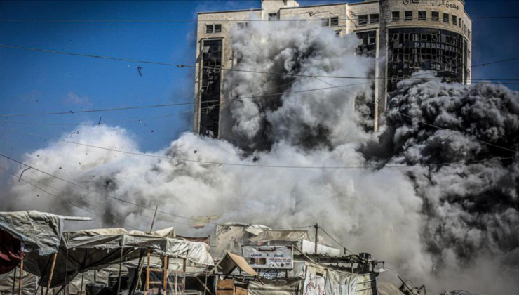 Soykırımcı İsrail'in Gazze'ye düzenlediği saldırılarda 13 Filistinli hayatını kaybetti