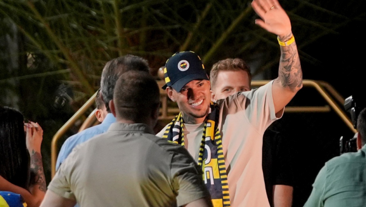 Dünyaca ünlü kaleci resmen duyuruldu: Fenerbahçe Ederson'u KAP'a bildirdi