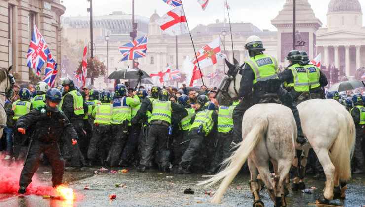 Londra'da 150 bin kişilik göçmenlik karşıtı "Krallığı Birleştir" protestosu