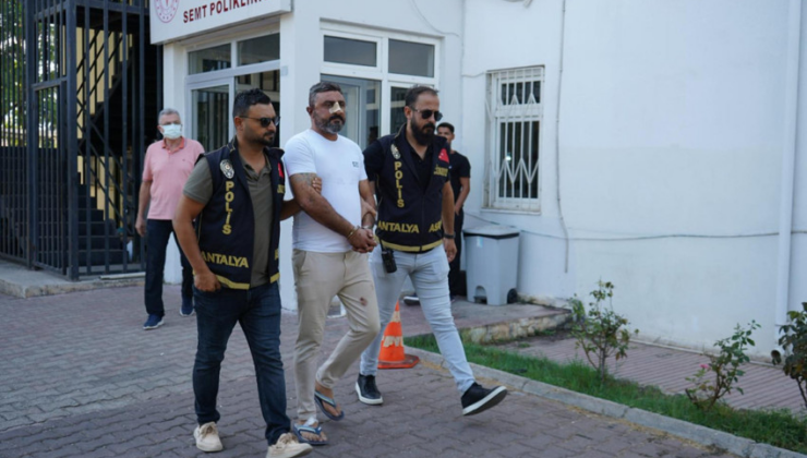 Trabzonsporlu eski futbolcu Mehmet Cemil Altın'ın oğlu restoranda çıkan tartışmada öldürüldü