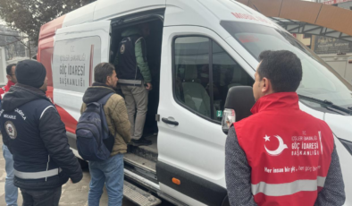 Düzensiz göçle mücadele etkin şekilde sürüyor