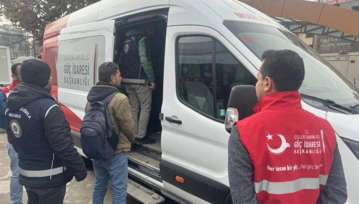 Düzensiz göçle mücadele etkin şekilde sürüyor