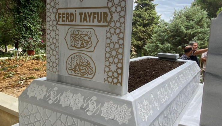 Bahçeli, Ferdi Tayfur'un mezarını yaptırdı: Bu sadece bir mermer değil…
