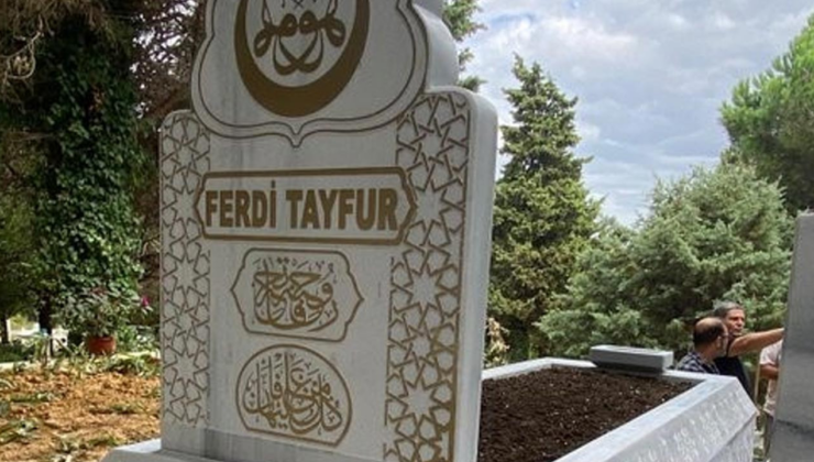 Devlet Bahçeli, Ferdi Tayfur'un kabrini yaptırdı
