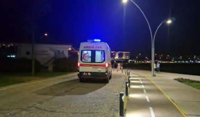 Denize düşen arkadaşını kurtarmak isterken boğuldu