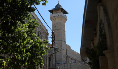 İşgalci İsrail, Haremi İbrahim Camii'ni ele geçirme planını adım adım gerçekleştiriyor