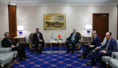 Cumhurbaşkanı Erdoğan, Suriye Geçici Hükümeti Cumhurbaşkanı Ahmed Şara ile görüştü