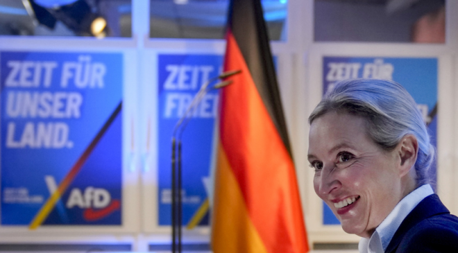 Almanya'da AfD oyunu üç kattan fazla artırdı