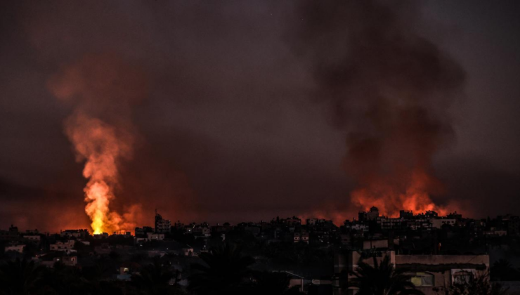 Katil İsrail, Gazze Şeridi'ne gece boyu 50 hava saldırısı gerçekleştirdi