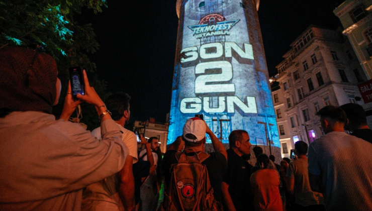 Galata Kulesi TEKNOFEST'in ışığıyla parladı