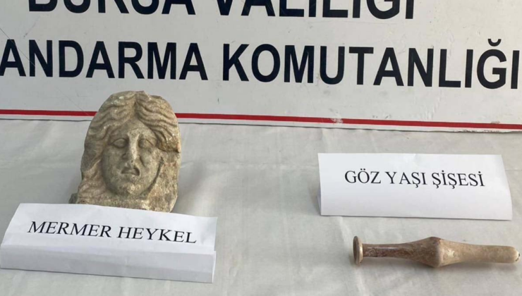 Bursa'da şüphe üzerine durdurulan araçtan tarihi eserler çıktı