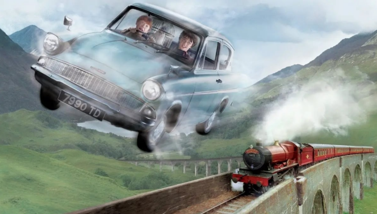 Harry Potter'ın uçan otomobiline selfie çekerken çarptılar: Boğaziçi Köprüsü'nde talihsiz kaza!