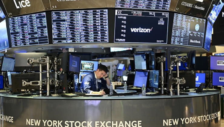 Fed’in faiz kararı öncesi New York borsası dalgalı seyirle açıldı