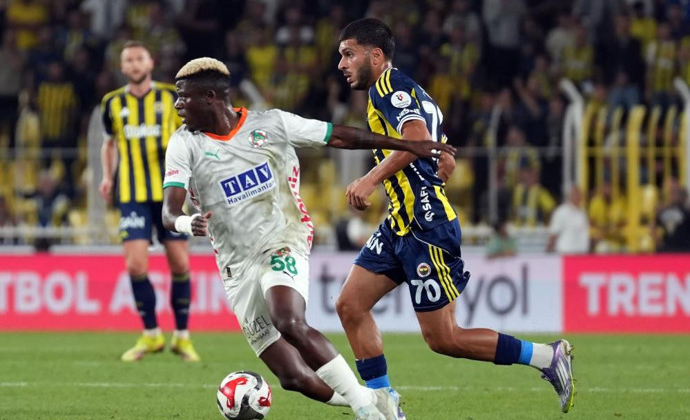 Fenerbahçe son dakikada 2 puan kaybetti