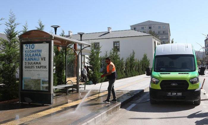 Van Büyükşehir'den mobil temizlik aracı