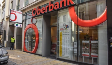 Ünlü banka nakit işlemlerini tamamen sonlandırdı! Ülkedeki tüm ATM'ler iptal edildi