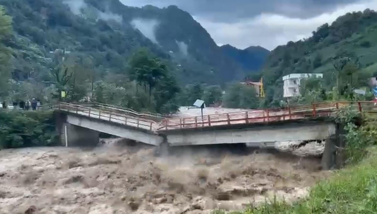 Rize ve Artvin’de selin izleri siliniyor