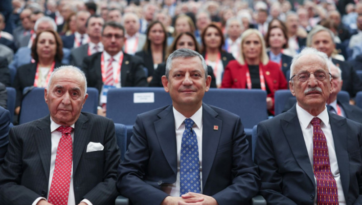 Son dakika… CHP'nin 22. Olağanüstü Kurultayı'nda karar: Özgür Özel yeniden genel başkan seçildi