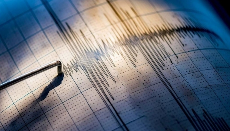 Ege Denizi'nde 4.8'lik deprem