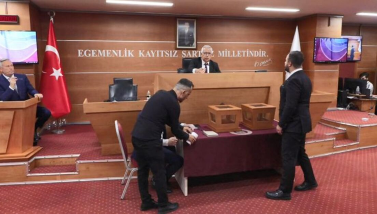 Bayrampaşa'da kuradan CHP çıktı