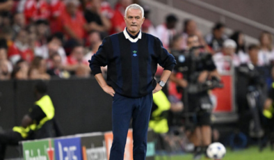 Mourinho'lu Benfica 90+1'de yıkıldı!