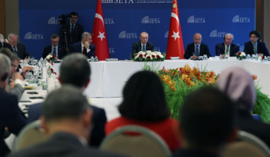 Cumhurbaşkanı Erdoğan, ABD'li düşünce kuruluşu temsilcileriyle görüştü
