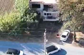 25 yıl önce 2 aylık kardeşini yastıkla boğdu!