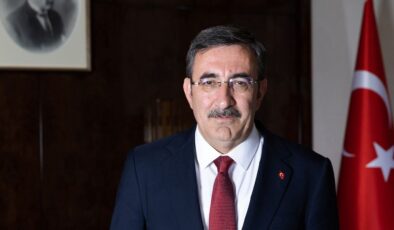 Cevdet Yılmaz: “Kıbrıs Türk Devleti’nin Yanında Olmayı Sürdüreceğiz”