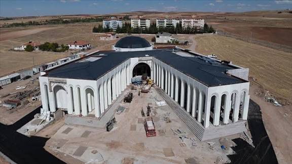 Türkiye’nin En Büyük Cemevi Nevşehir’de Açıldı: MHP Lideri Bahçeli’nin Bağışladığı Arsada Yükseldi