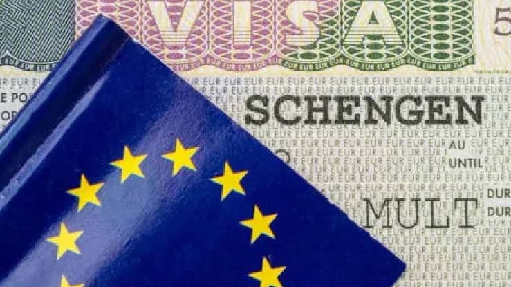 Schengen’de Dijital Dönem Başlıyor: Pasaport Damgası Tarihe Karışıyor