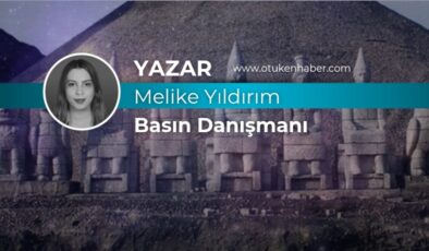 Zirvede Yalnızlık: Bir Kralın Tanrı Kompleksi