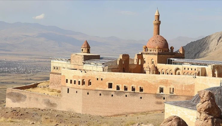 🏛️ İshak Paşa Sarayı İçin Kritik Hamle: UNESCO Asıl Liste Yolunda “Alan Yönetimi” Çalışması Başlatıldı